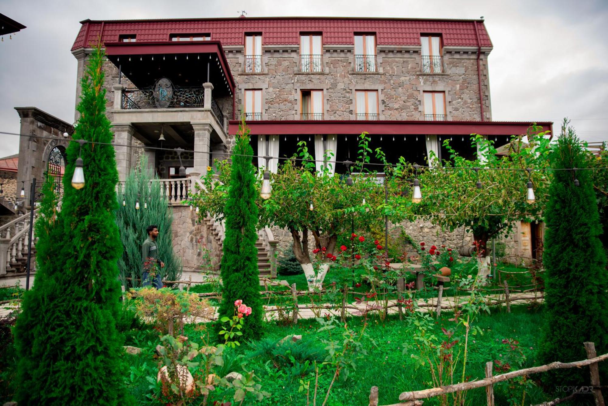 Khoreayi Dzor Goris Exteriör bild
